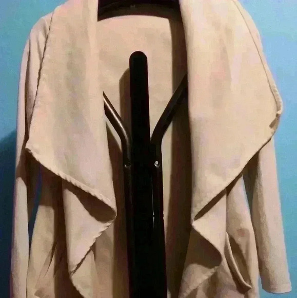 Womens open cape jacket size S cream color business office staple - Picture 2 of 12